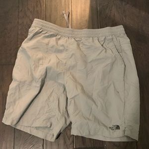 North face men’s shorts